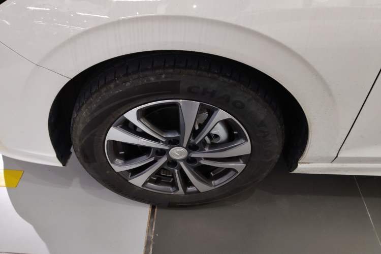 Used CHANGAN Eado 2023 Changan Edition PLUS Blue Whale NE 1.4T GDI DCT Prestige Version Left Front Wheel Hub