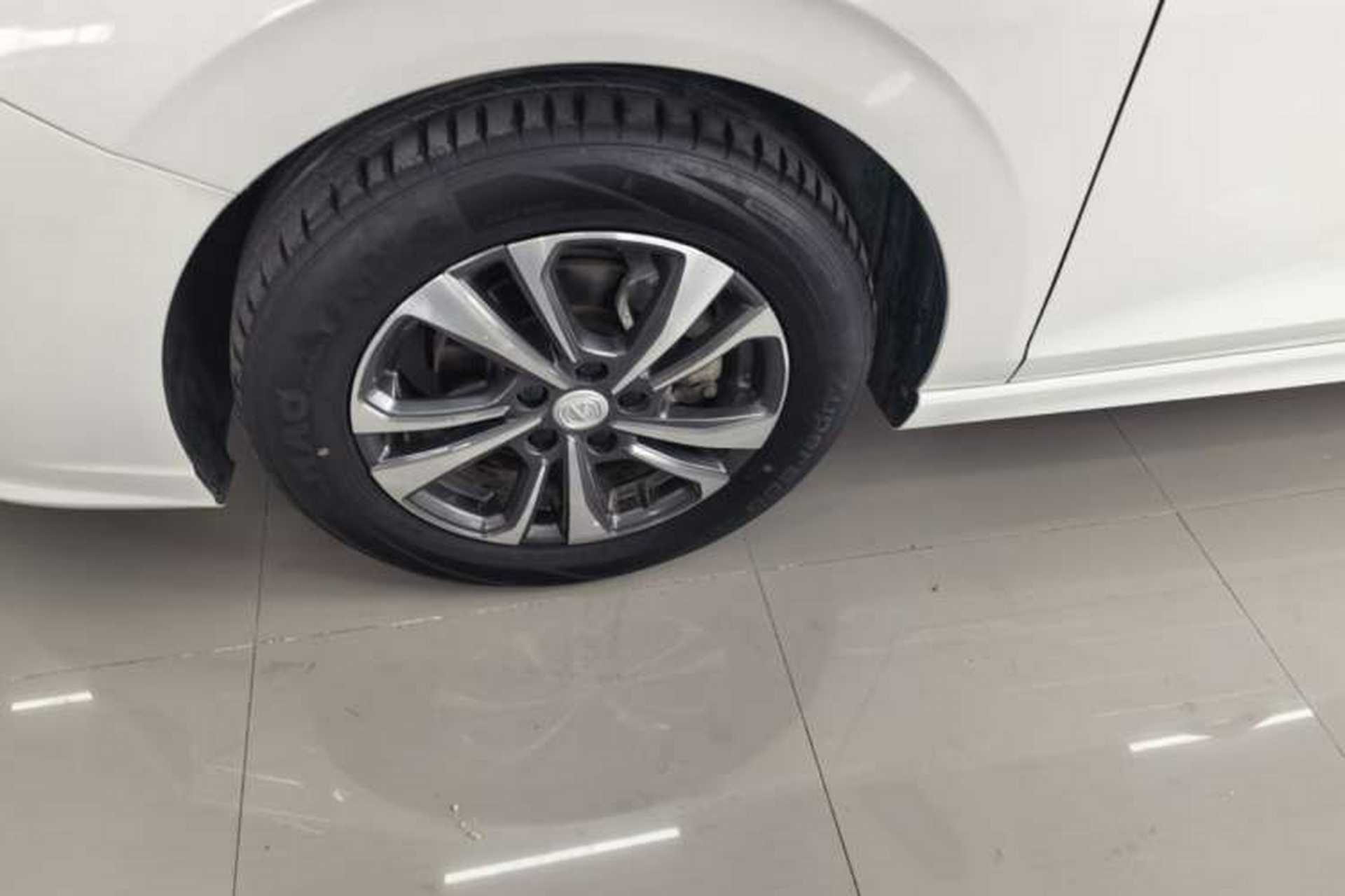 Used CHANGAN Eado 2023 Changan Edition PLUS Blue Whale NE 1.4T GDI DCT Prestige Version Left Front Wheel Hub