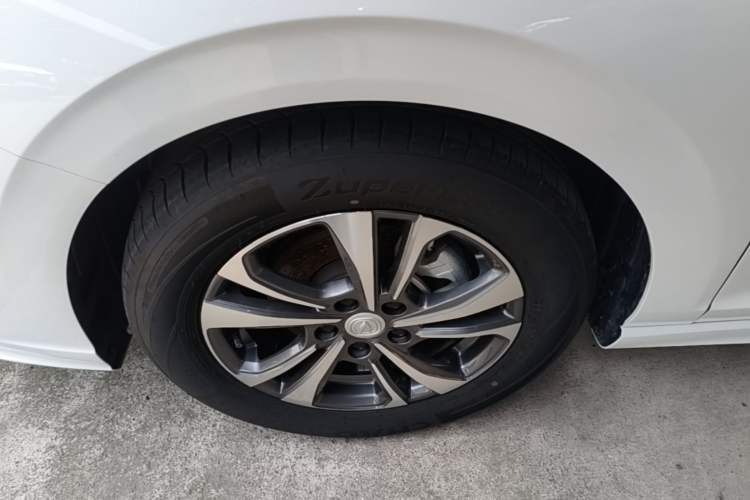 Used CHANGAN Eado 2023 Changan Edition PLUS Blue Whale NE 1.4T GDI DCT Prestige Version Left Front Wheel Hub