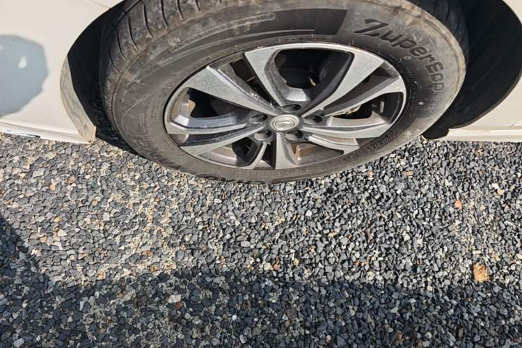 Used CHANGAN Eado 2023 Changan Edition PLUS Blue Whale NE 1.4T GDI DCT Prestige Version Left Front Wheel Hub