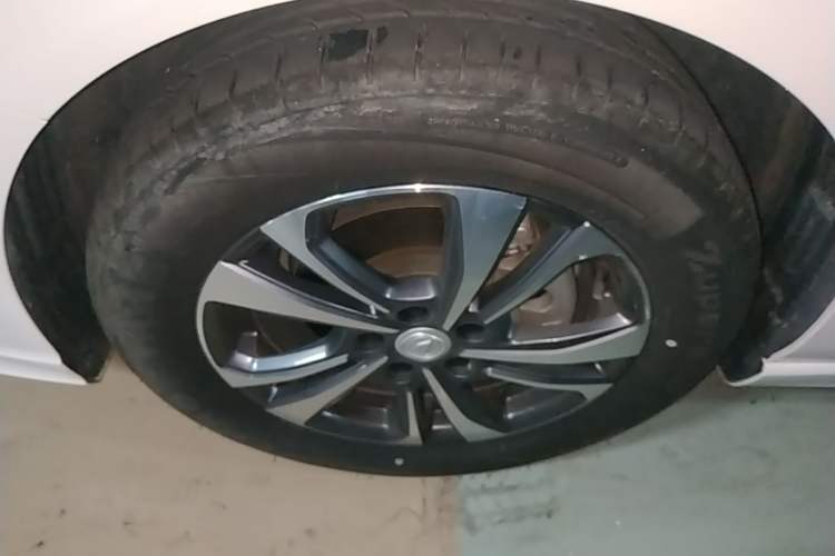 Used CHANGAN Eado 2023 Changan Edition PLUS Blue Whale NE 1.4T GDI DCT Prestige Version Left Front Wheel Hub