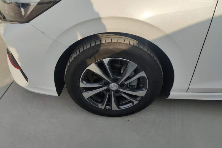 Used CHANGAN Eado 2023 Changan Edition PLUS Blue Whale NE 1.4T GDI DCT Prestige Version Left Front Wheel Hub