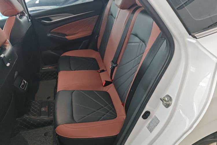 Used CHANGAN Eado 2023 Changan Edition PLUS Blue Whale NE 1.4T GDI DCT Prestige Version Left Rear Seat