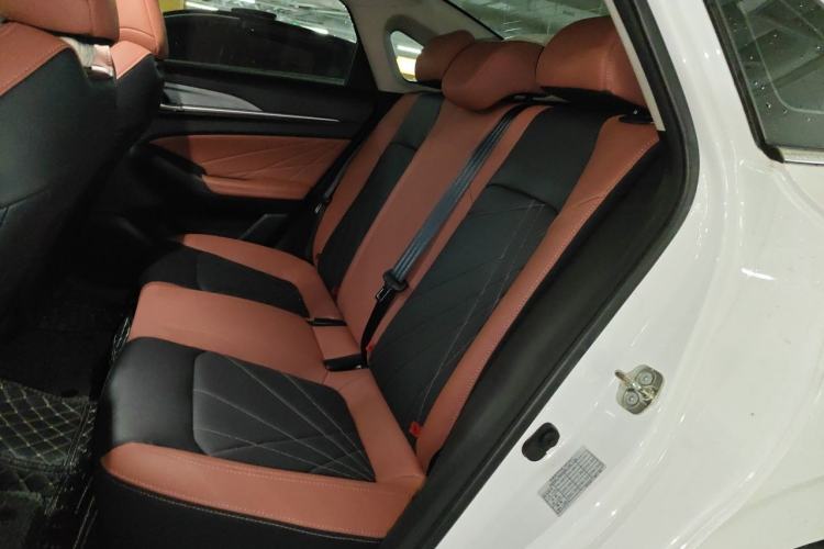 Used CHANGAN Eado 2023 Changan Edition PLUS Blue Whale NE 1.4T GDI DCT Prestige Version Left Rear Seat