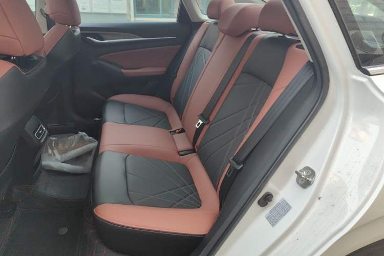 Used CHANGAN Eado 2023 Changan Edition PLUS Blue Whale NE 1.4T GDI DCT Prestige Version Left Rear Seat
