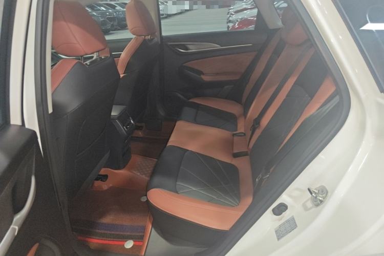 Used CHANGAN Eado 2023 Changan Edition PLUS Blue Whale NE 1.4T GDI DCT Prestige Version Left Rear Seat