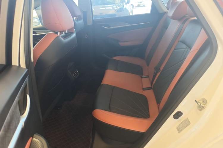 Used CHANGAN Eado 2023 Changan Edition PLUS Blue Whale NE 1.4T GDI DCT Prestige Version Left Rear Seat