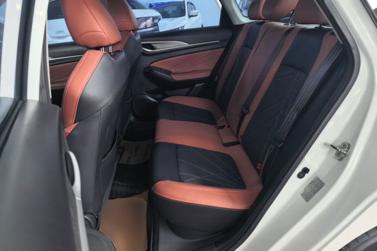 Used CHANGAN Eado 2023 Changan Edition PLUS Blue Whale NE 1.4T GDI DCT Prestige Version Left Rear Seat