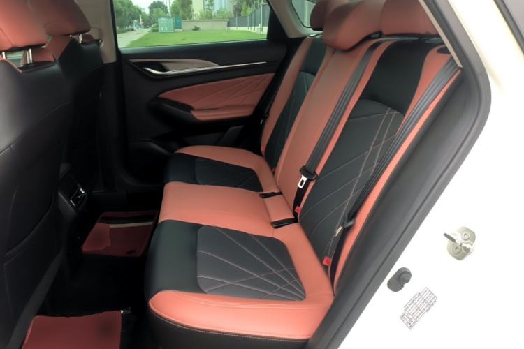 Used CHANGAN Eado 2023 Changan Edition PLUS Blue Whale NE 1.4T GDI DCT Prestige Version Left Rear Seat
