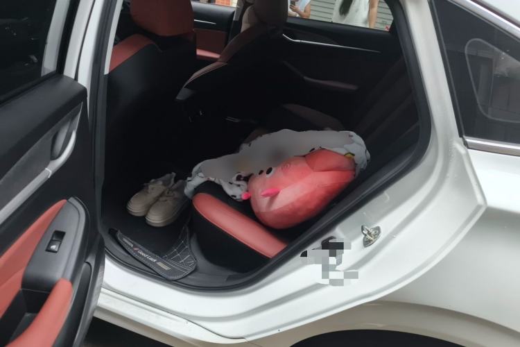 Used CHANGAN Eado 2023 Changan Edition PLUS Blue Whale NE 1.4T GDI DCT Prestige Version Left Rear Seat