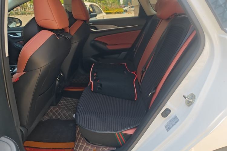 Used CHANGAN Eado 2023 Changan Edition PLUS Blue Whale NE 1.4T GDI DCT Prestige Version Left Rear Seat