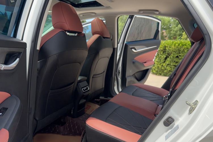 Used CHANGAN Eado 2023 Changan Edition PLUS Blue Whale NE 1.4T GDI DCT Prestige Version Left Rear Seat