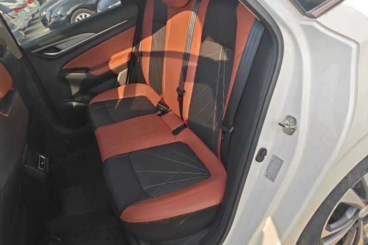 Used CHANGAN Eado 2023 Changan Edition PLUS Blue Whale NE 1.4T GDI DCT Prestige Version Left Rear Seat