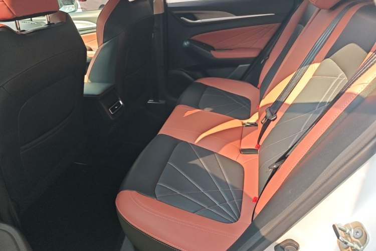 Used CHANGAN Eado 2023 Changan Edition PLUS Blue Whale NE 1.4T GDI DCT Prestige Version Left Rear Seat
