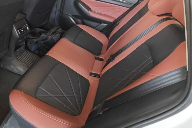 Used CHANGAN Eado 2023 Changan Edition PLUS Blue Whale NE 1.4T GDI DCT Prestige Version Left Rear Seat