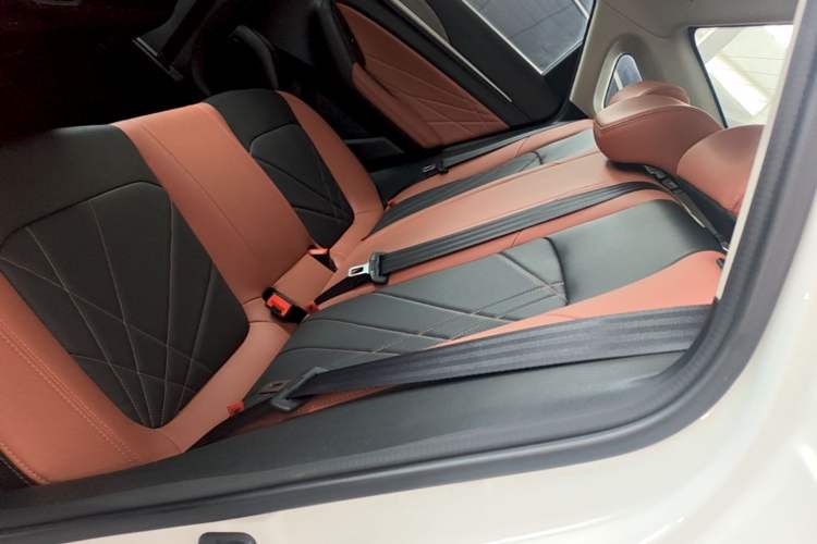Used CHANGAN Eado 2023 Changan Edition PLUS Blue Whale NE 1.4T GDI DCT Prestige Version Left Rear Seat