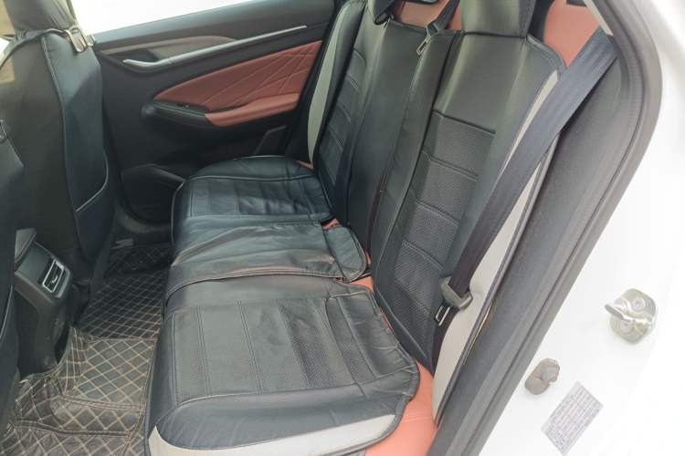 Used CHANGAN Eado 2023 Changan Edition PLUS Blue Whale NE 1.4T GDI DCT Prestige Version Left Rear Seat