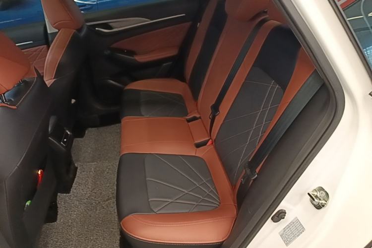 Used CHANGAN Eado 2023 Changan Edition PLUS Blue Whale NE 1.4T GDI DCT Prestige Version Left Rear Seat