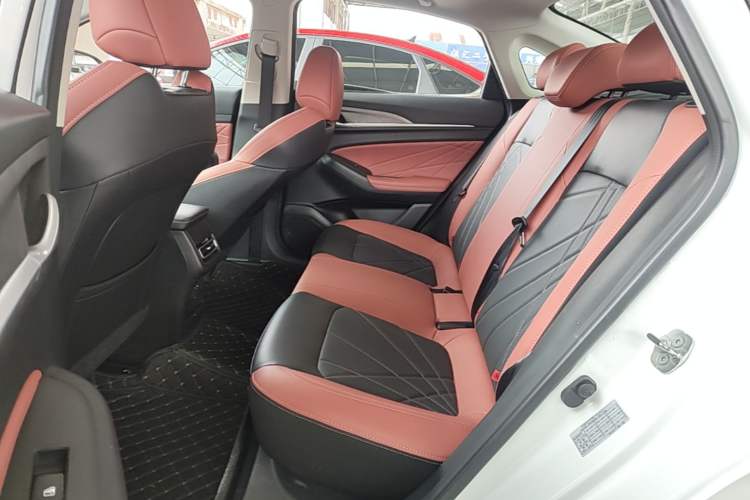 Used CHANGAN Eado 2023 Changan Edition PLUS Blue Whale NE 1.4T GDI DCT Prestige Version Left Rear Seat