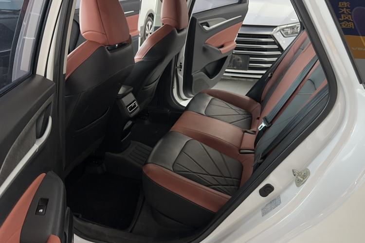 Used CHANGAN Eado 2023 Changan Edition PLUS Blue Whale NE 1.4T GDI DCT Prestige Version Left Rear Seat