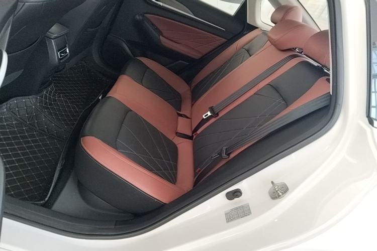 Used CHANGAN Eado 2023 Changan Edition PLUS Blue Whale NE 1.4T GDI DCT Prestige Version Left Rear Seat