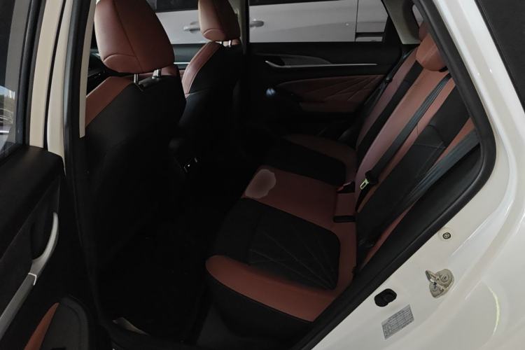 Used CHANGAN Eado 2023 Changan Edition PLUS Blue Whale NE 1.4T GDI DCT Prestige Version Left Rear Seat