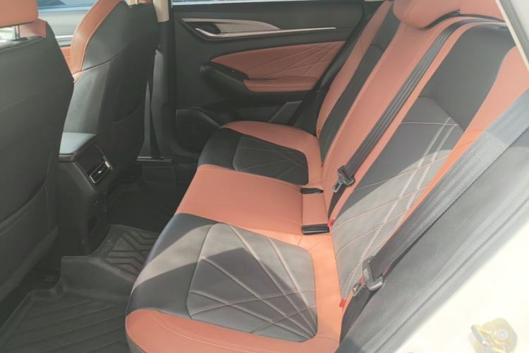 Used CHANGAN Eado 2023 Changan Edition PLUS Blue Whale NE 1.4T GDI DCT Prestige Version Left Rear Seat