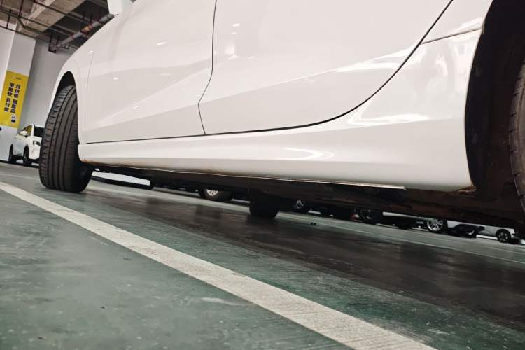 Used CHANGAN Eado 2023 Changan Edition PLUS Blue Whale NE 1.4T GDI DCT Prestige Version Left Side Sill