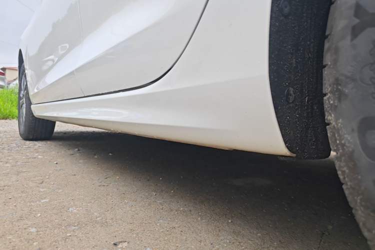 Used CHANGAN Eado 2023 Changan Edition PLUS Blue Whale NE 1.4T GDI DCT Prestige Version Left Side Sill