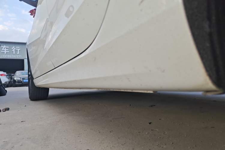 Used CHANGAN Eado 2023 Changan Edition PLUS Blue Whale NE 1.4T GDI DCT Prestige Version Left Side Sill