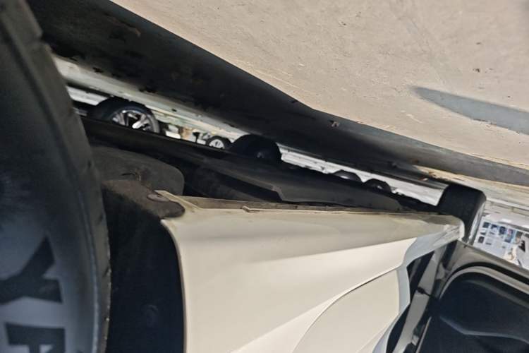 Used CHANGAN Eado 2023 Changan Edition PLUS Blue Whale NE 1.4T GDI DCT Prestige Version Left Side Sill