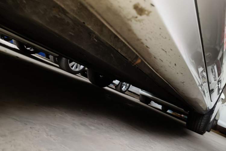 Used CHANGAN Eado 2023 Changan Edition PLUS Blue Whale NE 1.4T GDI DCT Prestige Version Left Side Sill