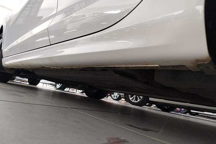Used CHANGAN Eado 2023 Changan Edition PLUS Blue Whale NE 1.4T GDI DCT Prestige Version Left Side Sill