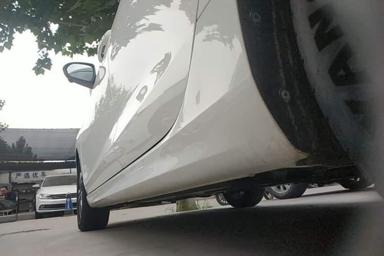 Used CHANGAN Eado 2023 Changan Edition PLUS Blue Whale NE 1.4T GDI DCT Prestige Version Left Side Sill