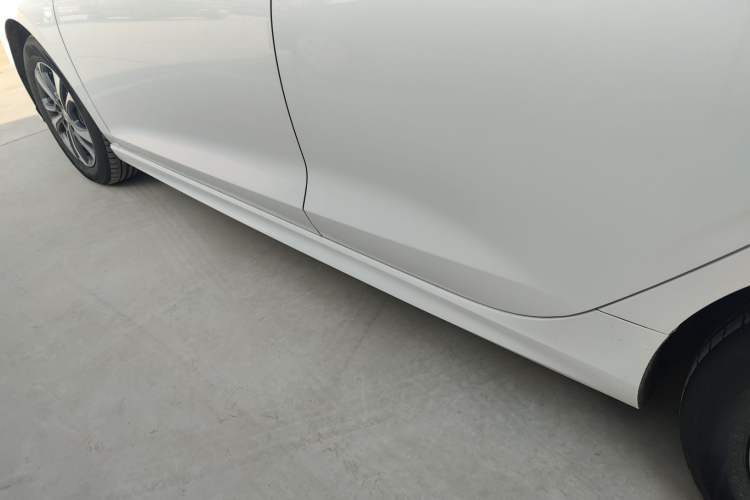 Used CHANGAN Eado 2023 Changan Edition PLUS Blue Whale NE 1.4T GDI DCT Prestige Version Left Side Sill