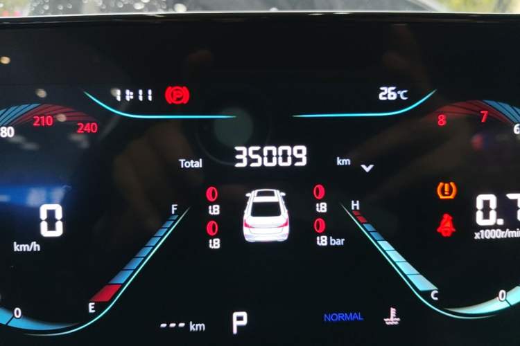 Used CHANGAN Eado 2023 Changan Edition PLUS Blue Whale NE 1.4T GDI DCT Prestige Version Odometer Close Up