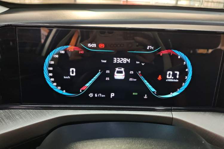 Used CHANGAN Eado 2023 Changan Edition PLUS Blue Whale NE 1.4T GDI DCT Prestige Version Odometer Close Up