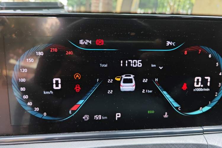 Used CHANGAN Eado 2023 Changan Edition PLUS Blue Whale NE 1.4T GDI DCT Prestige Version Odometer Close Up
