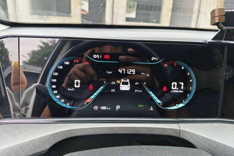 Used CHANGAN Eado 2023 Changan Edition PLUS Blue Whale NE 1.4T GDI DCT Prestige Version Odometer Close Up