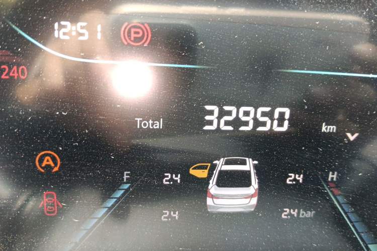Used CHANGAN Eado 2023 Changan Edition PLUS Blue Whale NE 1.4T GDI DCT Prestige Version Odometer Close Up