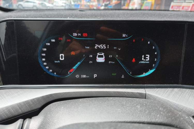 Used CHANGAN Eado 2023 Changan Edition PLUS Blue Whale NE 1.4T GDI DCT Prestige Version Odometer Close Up