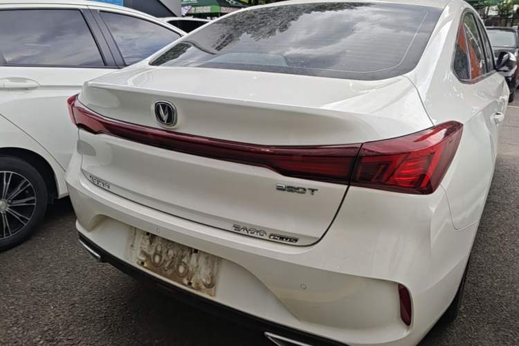 Used CHANGAN Eado 2023 Changan Edition PLUS Blue Whale NE 1.4T GDI DCT Prestige Version Rear