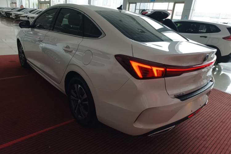 Used CHANGAN Eado 2023 Changan Edition PLUS Blue Whale NE 1.4T GDI DCT Prestige Version Rear Left 45 Deg