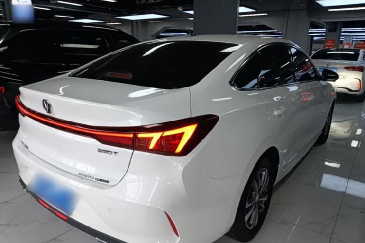 Used CHANGAN Eado 2023 Changan Edition PLUS Blue Whale NE 1.4T GDI DCT Prestige Version Rear Right 45 Deg