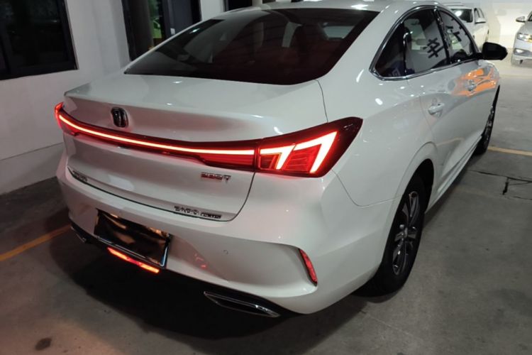 Used CHANGAN Eado 2023 Changan Edition PLUS Blue Whale NE 1.4T GDI DCT Prestige Version Rear Right 45 Deg