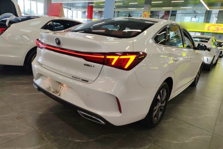 Used CHANGAN Eado 2023 Changan Edition PLUS Blue Whale NE 1.4T GDI DCT Prestige Version Rear Right 45 Deg