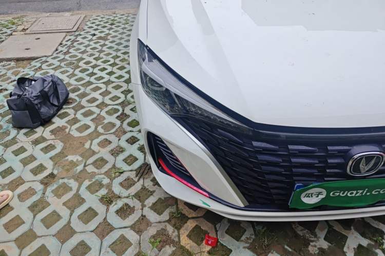 Used CHANGAN Eado 2023 Changan Edition PLUS Blue Whale NE 1.4T GDI DCT Prestige Version Right Front Headlight