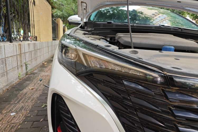 Used CHANGAN Eado 2023 Changan Edition PLUS Blue Whale NE 1.4T GDI DCT Prestige Version Right Front Headlight