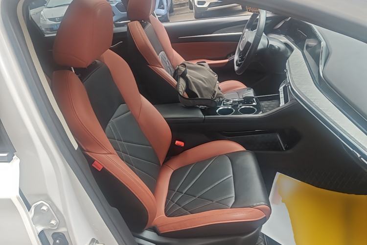 Used CHANGAN Eado 2023 Changan Edition PLUS Blue Whale NE 1.4T GDI DCT Prestige Version Right Front Seat