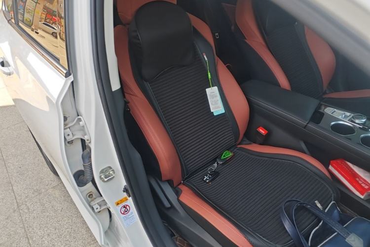 Used CHANGAN Eado 2023 Changan Edition PLUS Blue Whale NE 1.4T GDI DCT Prestige Version Right Front Seat
